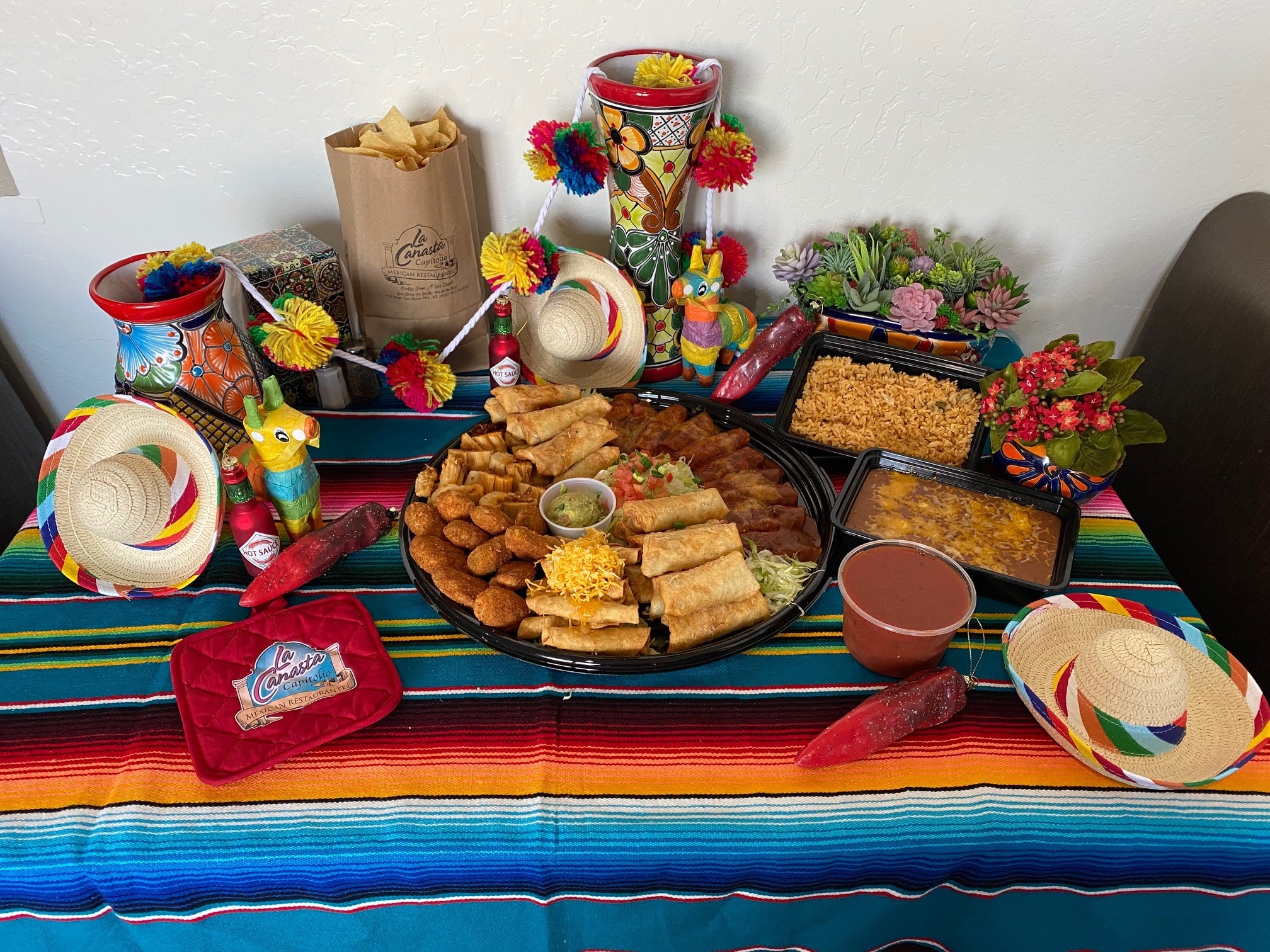 Authentic Mexican cuisine at La Canasta Capitolio